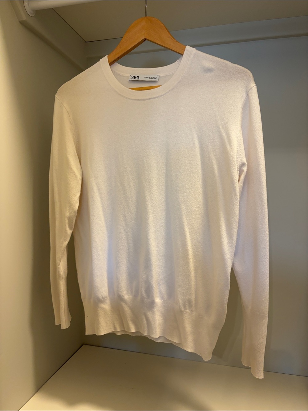 Zara Men Crewneck Sweater in Off-White